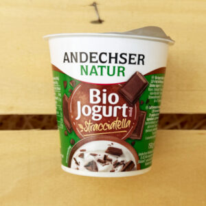 Andechser Natur Bio Jogurt mild Stracciatella 150g – Bio-Milchprodukt mit Schokoladenstückchen